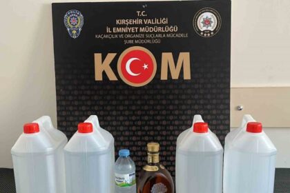 Yılbaşı öncesi kaçak alkol operasyonu: 20 litre etil alkol ele geçirildi