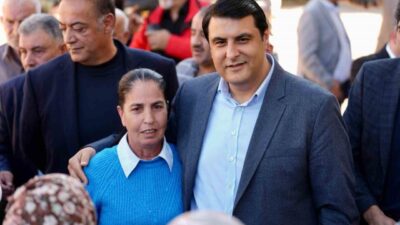 Şehitkamil Belediye Başkanı Umut Yılmaz, Mevlana Mahallesi'nde vatandaşlarla bir araya