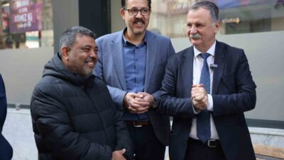 Yunusemre Belediye Başkanı Semih Balaban, Ayni Ali Mahallesi’nde gerçekleştirilen esnaf