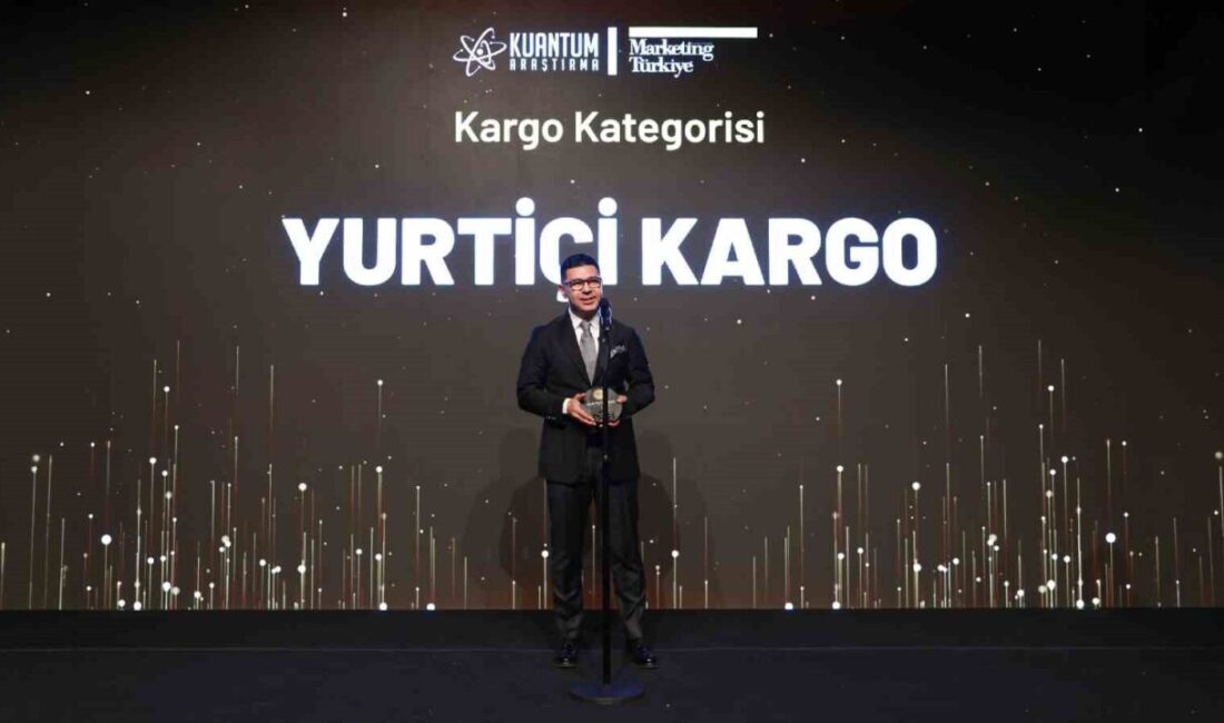 Yurtiçi Kargo, B2B Excellence Awards'ta 'En İtibarlı İş Ortağı' unvanını