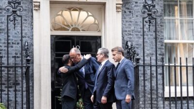 Ukrayna Cumhurbaşkanı Volodymyr Zelenskiy, Londra'daki E3 ülkeleri liderleriyle verimli bir