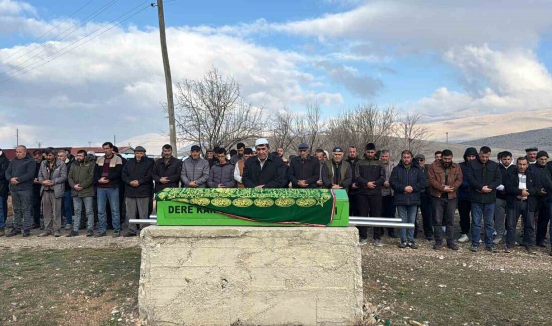 Afyonkarahisar'ın Bolvadin ilçesinde zihinsel engelli Hıdır Aktaş, evinde ölü bulundu.