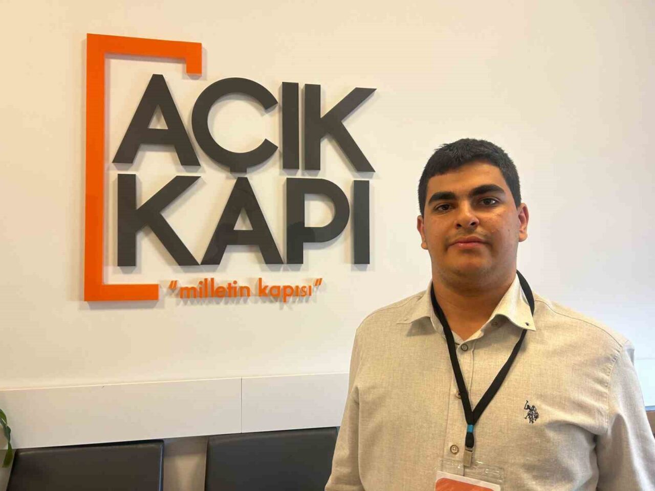 Eymen Çağlar Ertaş’ın Valilikteki Bir Günlük Memur Deneyimi Engelleri Aşan Bir Hikaye Oldu