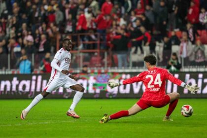 Samsunspor, Ziraat Türkiye Kupası B Grubu’ndaki açılış maçında Eyüpspor’u 2-0 geride bıraktı