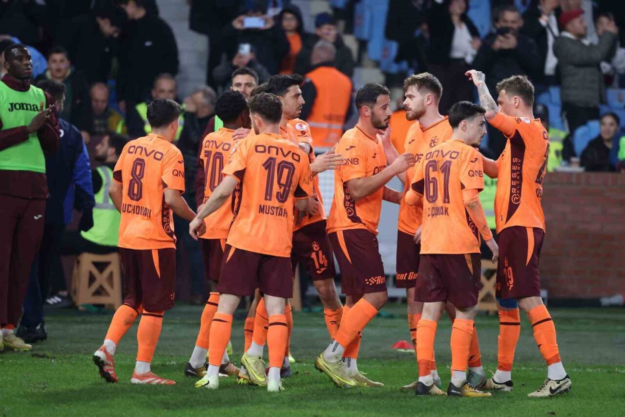 Trabzonspor, Ziraat Türkiye Kupası 4. Tur maçında Vanspor FK'yı 2-0