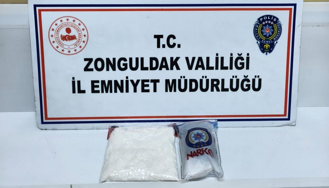 Zonguldak’ta gerçekleştirilen uyuşturucu operasyonunda 3 kişi tutuklandı
