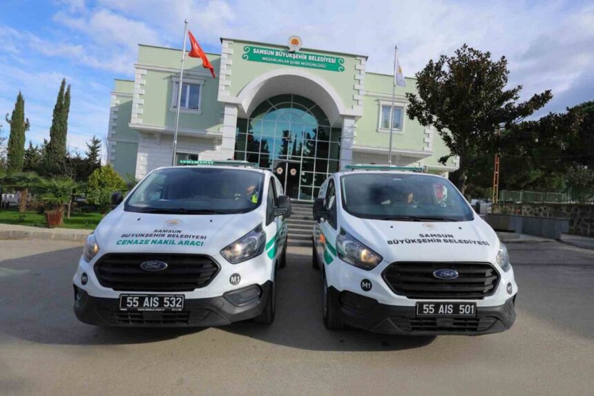 Samsun Büyükşehir Belediyesi, zor zamanlarda da vatandaşların yanında olarak cenaze hizmetlerini sürdürüyor.