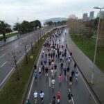 Kartal’da Uğur Mumcu’yu Anma Yol Koşusu’nda yüzlerce sporcu mücadele etti, erkekler birincisi Mechaal oldu.