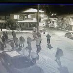 Mudurnu’da 17 yaşındaki genç, tartıştığı esnafı tabancayla vurarak ağır yaraladı, iki kişi gözaltında.