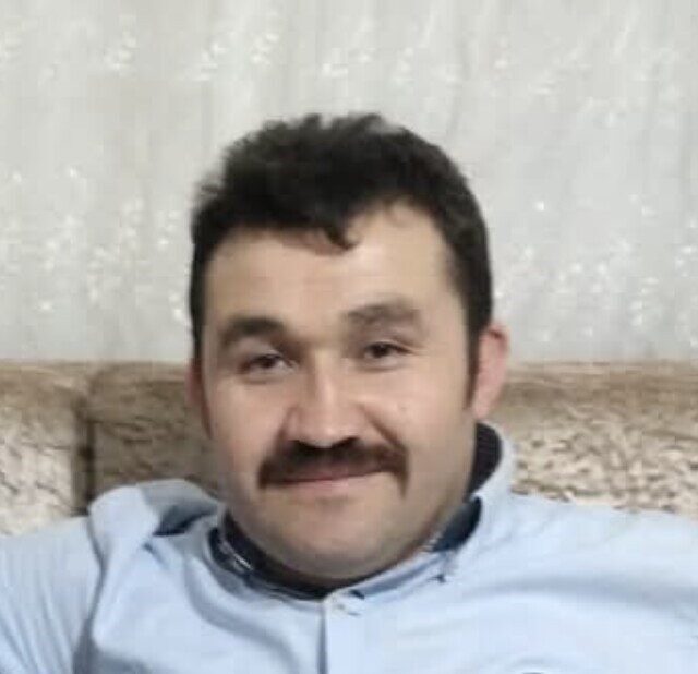 Kapaklı’da 39 yaşındaki Ali G., çocuğu tarafından evde ölü bulundu. Kapaklı’da 39 yaşındaki Ali G., çocuğu tarafından evde ölü bulundu.