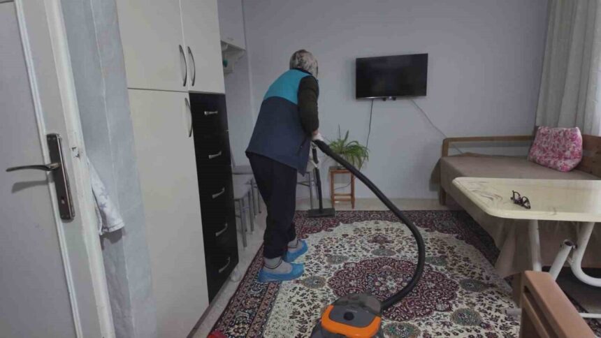 Akdeniz Belediyesi, kimsesiz, engelli ve yaşlı vatandaşların yaşam standartlarını yükseltmek için sosyal hizmetler sunmaya devam ediyor. Akdeniz Belediyesi, kimsesiz, engelli ve yaşlı vatandaşların yaşam standartlarını yükseltmek için sosyal hizmetler sunmaya devam ediyor.