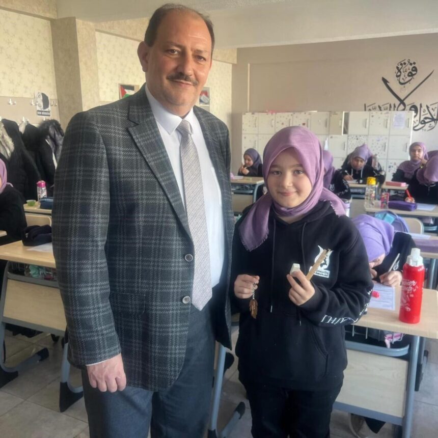 Kütahya’daki Kız Anadolu İmam Hatip Lisesi’nde çevre bilincini artıran etkili bir etkinlik düzenlendi.