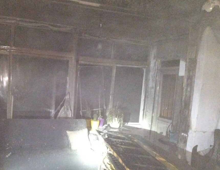 Alanya’da Gece Saatlerinde Müstakil Bir Evde Çıkan Yangın Kısa Sürede Söndürüldü, Yaralanan Yok Alanya’da Gece Saatlerinde Müstakil Bir Evde Çıkan Yangın Kısa Sürede Söndürüldü, Yaralanan Yok