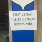 Alanya’daki Balıkçı, Şehit Yakınları ve Gazilere Ücretsiz Balık İkram Ediyor