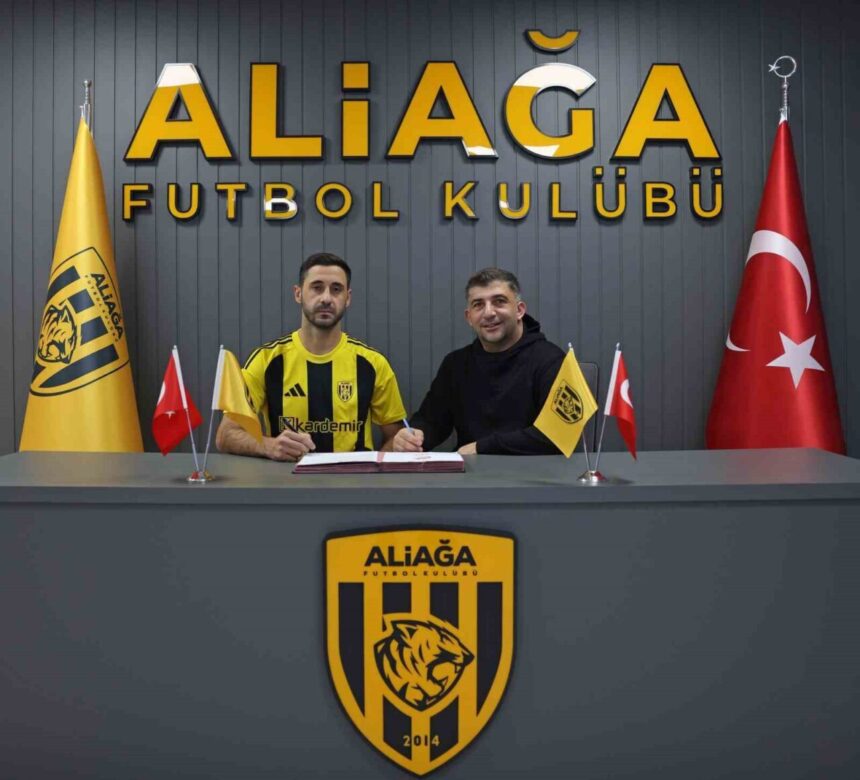 Aliağa FK, Yozgat Belediyespor’dan forvet Tahir Babaoğlu ile 1.5 yıllık anlaşma sağladı. Aliağa FK, Yozgat Belediyespor’dan forvet Tahir Babaoğlu ile 1.5 yıllık anlaşma sağladı.