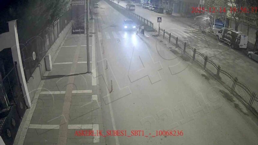 Amasya’da Aralık ayında dikkatsizlikten kaynaklanan trafik kazaları, KGYS kameralarına yansıdı. Amasya’da Aralık ayında dikkatsizlikten kaynaklanan trafik kazaları, KGYS kameralarına yansıdı.