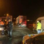 Keçiören’de çevre yolunda tıra çarpan sürücü yaşamını yitirdi.