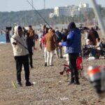 Antalya’da güneşli havanın tadını çıkaranlar Sorgun-Boğaz sahiline akın etti