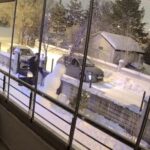 Elazığ’da kardan adamların yıkılması güvenlik kameralarına yansıdı.