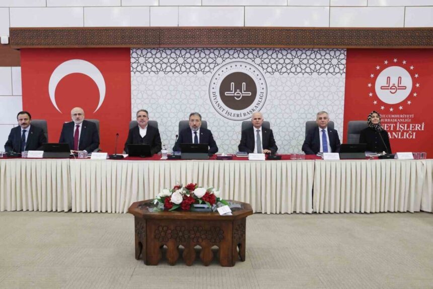 Diyanet İşleri Başkanı Arpaguş: “Uyumu sağlamak ve koordinasyonu artırmak zorundayız” Diyanet İşleri Başkanı Arpaguş: “Uyumu sağlamak ve koordinasyonu artırmak zorundayız”