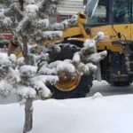 Aşkale’de kar yağışının azalmasıyla birlikte kar temizleme çalışmaları hız kazandı