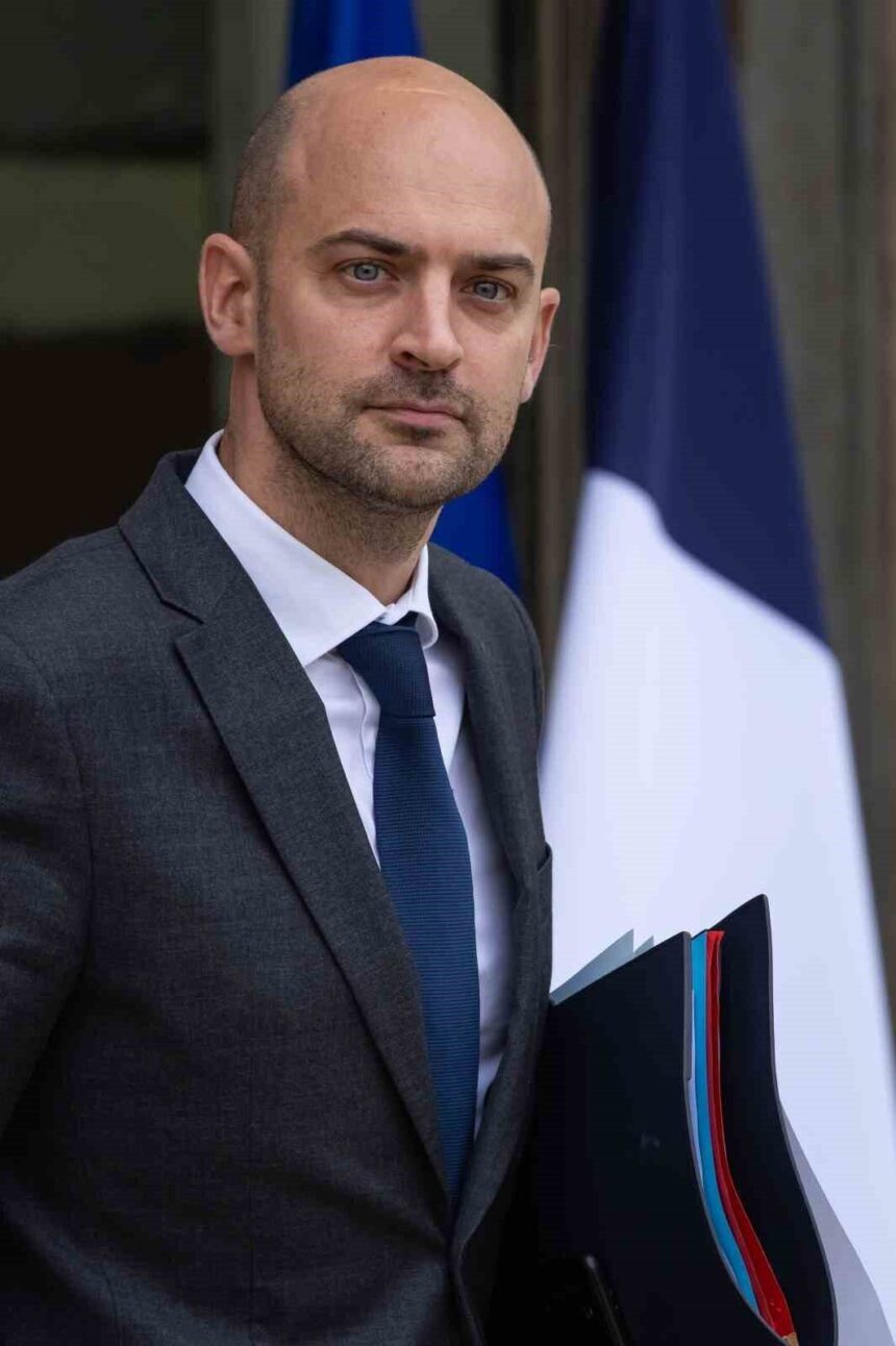 Fransa Dışişleri Bakanı Barrot: “ABD’nin tehditlerine karşı harekete geçmeye hazırlık içindeyiz” Fransa Dışişleri Bakanı Barrot: “ABD’nin tehditlerine karşı harekete geçmeye hazırlık içindeyiz”