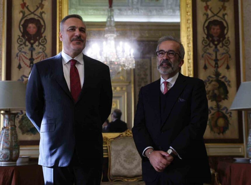 Dışişleri Bakanı Hakan Fidan, Portekiz’de Büyükelçiler Konferansı’na katılarak konuşma yaptı.