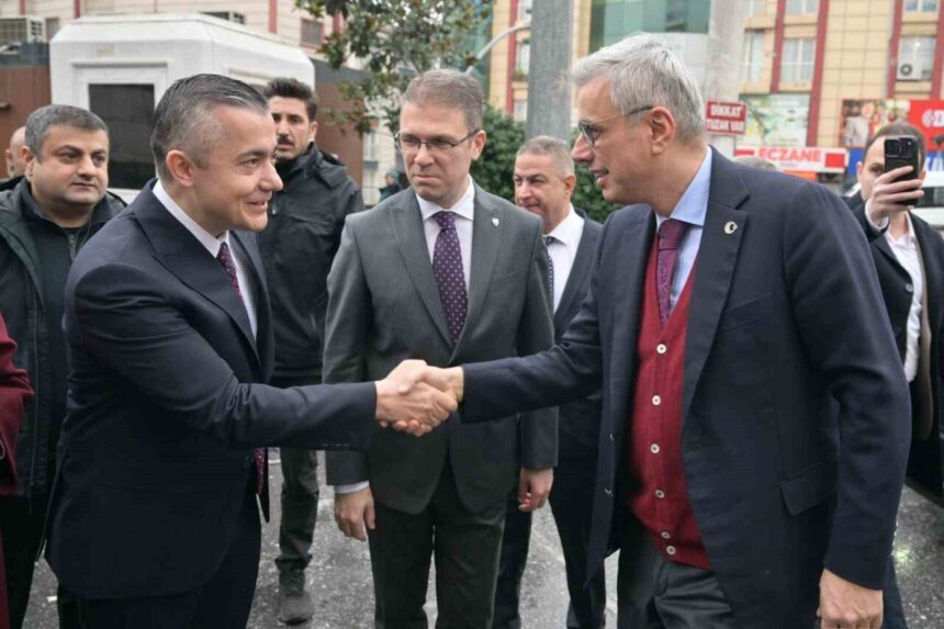 Esenyurt Eğitim ve Araştırma Hastanesi’nde Sağlık Bakanı Memişoğlu ile istişare toplantısı yapıldı. Esenyurt Eğitim ve Araştırma Hastanesi’nde Sağlık Bakanı Memişoğlu ile istişare toplantısı yapıldı.