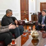 Adalet Bakanı Yılmaz Tunç, Van’da vefat eden üniversite öğrencisi Rojin Kabaiş’in ailesiyle buluştu.