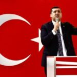 MHP’li Baki Ersoy, Nusaybin’de Türk Bayrağı’na yapılan saldırıyı ‘alçaklık’ olarak nitelendirdi.