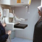 Karesi’de Sağlık Ekipleri, Kadınları Servisle Kanser Tarama Merkezine Götürüyor