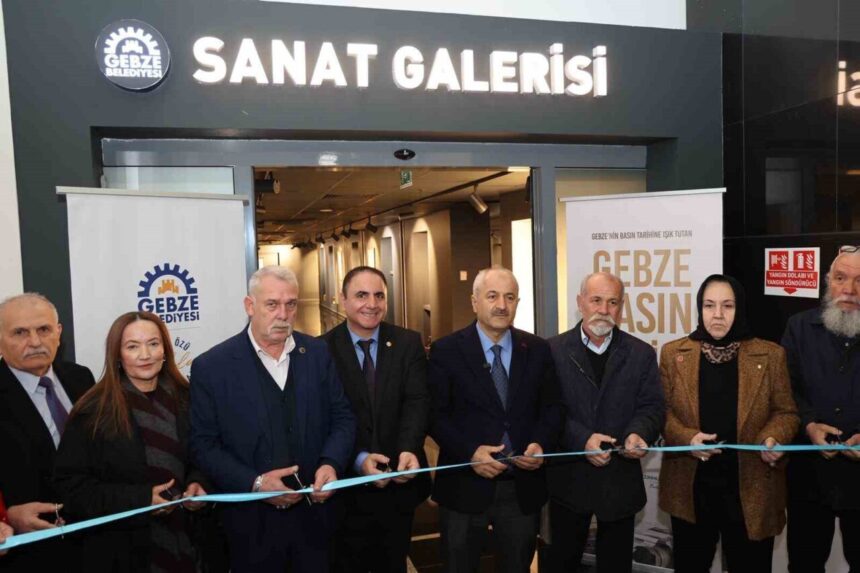 Gebze’de Basın Tarihi Sergisi, yerel basının geçmişini gözler önüne serdi. Gebze’de Basın Tarihi Sergisi, yerel basının geçmişini gözler önüne serdi.