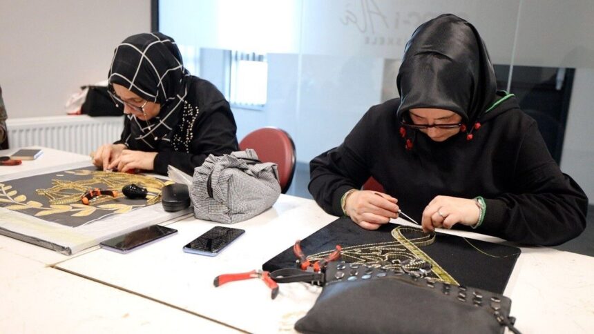 Başiskele’de 2025’te ‘KALE’ projeleri, kadınların güçlenmesine ve aile bağlarının güçlenmesine katkı sağladı.