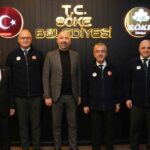 Söke Belediye Başkanı Arıkan, İlbank heyetini belediyede konuk etti, stratejik yatırımları görüştü.