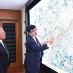 Kayseri Büyükşehir Belediye Başkanı Büyükkılıç, Ulaştırma Genel Müdürü Eyigün ile ulaşım projelerini görüştü.