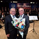 Kayseri Büyükşehir Belediye Başkanı Büyükkılıç, Klasik Türk Müziği konserini ziyaret etti.