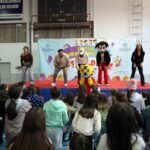 Aydın Büyükşehir Belediyesi’nin düzenlediği Yarıyıl Karne Şenliği, Nazilli’de çocuklar için coşkuyla sürüyor.