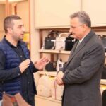 İlkadım Belediye Başkanı Kurnaz, “Esnafımız ilçemizin temel taşları” dedi, İstiklal Caddesi’ni ziyaret etti.