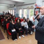 Canik Belediye Başkanı Sandıkçı, öğrencilere yönelik yeni eğitim projelerini hayata geçirmeye devam ediyor.