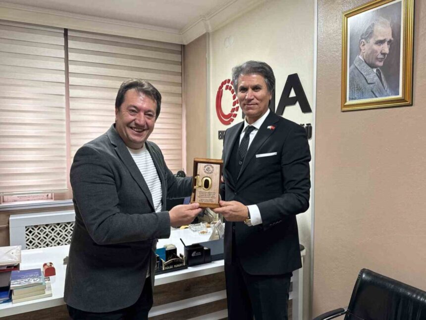 Türkiye Curling Federasyonu Başkanı Prof. Dr. Kenan Şebin İhlas Haber Ajansı Erzurum’u ziyaret etti. Türkiye Curling Federasyonu Başkanı Prof. Dr. Kenan Şebin İhlas Haber Ajansı Erzurum’u ziyaret etti.