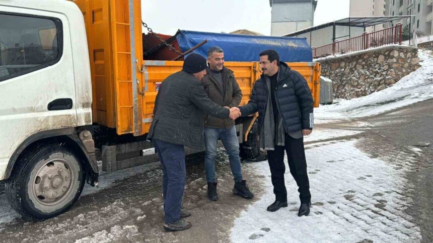 Battalgazi Belediye Başkanı Taşkın, kar yağışı öncesinde Afet Koordinasyon Merkezi’nde hazırlıkları inceledi. Battalgazi Belediye Başkanı Taşkın, kar yağışı öncesinde Afet Koordinasyon Merkezi’nde hazırlıkları inceledi.