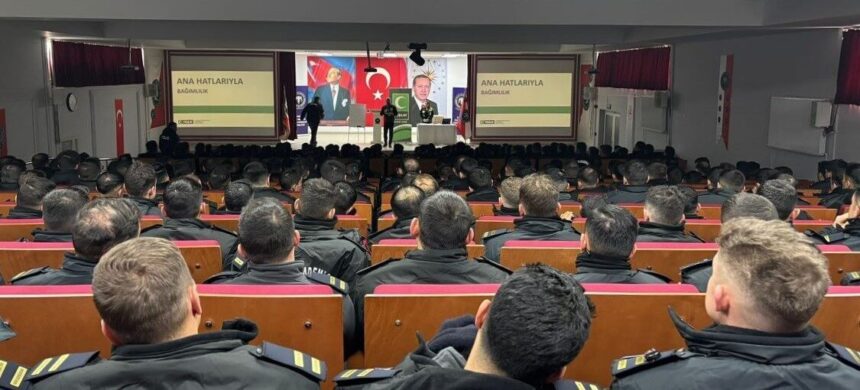Bayburt’ta POMEM öğrencilerine Yeşilay tarafından bağımlılıkla mücadele eğitimi verildi.