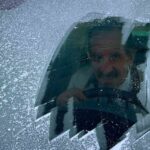 Uzman, buzlu araç camlarındaki buzu zarar vermeden eritmek için tuzlu su öneriyor.