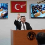 Düzce Belediye Meclisi, ocak ayı ikinci oturumunu başkan vekili Av. Ali Dilber yönetiminde gerçekleştirdi.