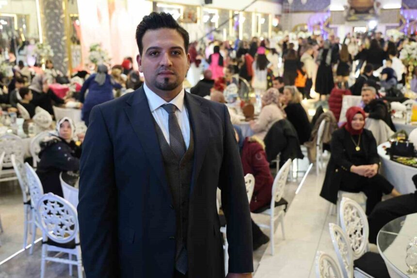 Özel Eğitim Kurumları Dernekleri Konfederasyonu Sivas Başkanı Yasin İmre, sektördeki belirsizliklerin çıkmaza soktuğunu belirtti.