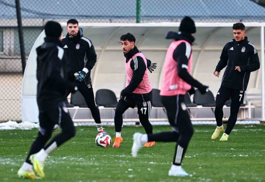 Beşiktaş, devre arası hazırlıklarına antrenmanla başladı.