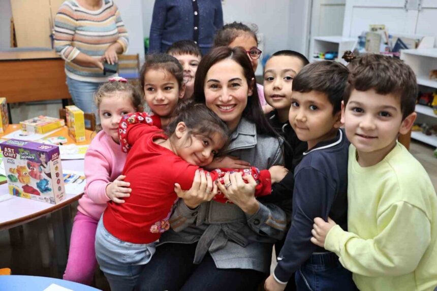 Beykoz Başkan Vekili Özlem Vural Gürzel: “Beykoz’da çocukların güvenliği için gereken sistemi kurduk.” Beykoz Başkan Vekili Özlem Vural Gürzel: “Beykoz’da çocukların güvenliği için gereken sistemi kurduk.”