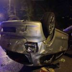 Beykoz’da kontrolden çıkan otomobil takla attı; 2 kişi yaralandı.