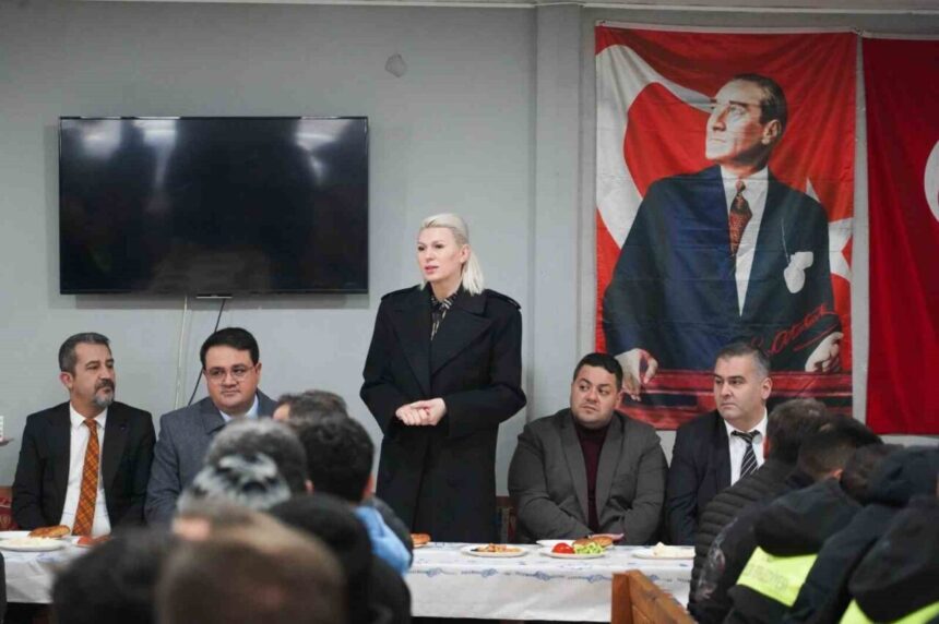 Bilecik Belediyesi Atölye Birimindeki faaliyetler, Başkan Melek Mızrak Subaşı tarafından incelendi. Bilecik Belediyesi Atölye Birimindeki faaliyetler, Başkan Melek Mızrak Subaşı tarafından incelendi.