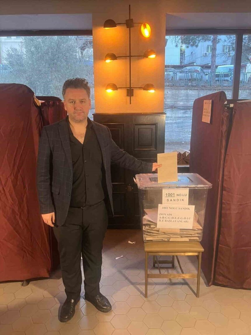 Bilecik Giyim ve Mensucat Odası’nda Haşim Balcı, 4. kez başkanlığa seçildi. Bilecik Giyim ve Mensucat Odası’nda Haşim Balcı, 4. kez başkanlığa seçildi.